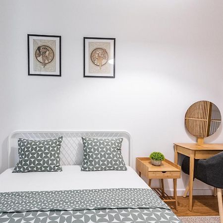 Vertigo One Bedroom Apartment-Free Private Parking Новий Сад Екстер'єр фото