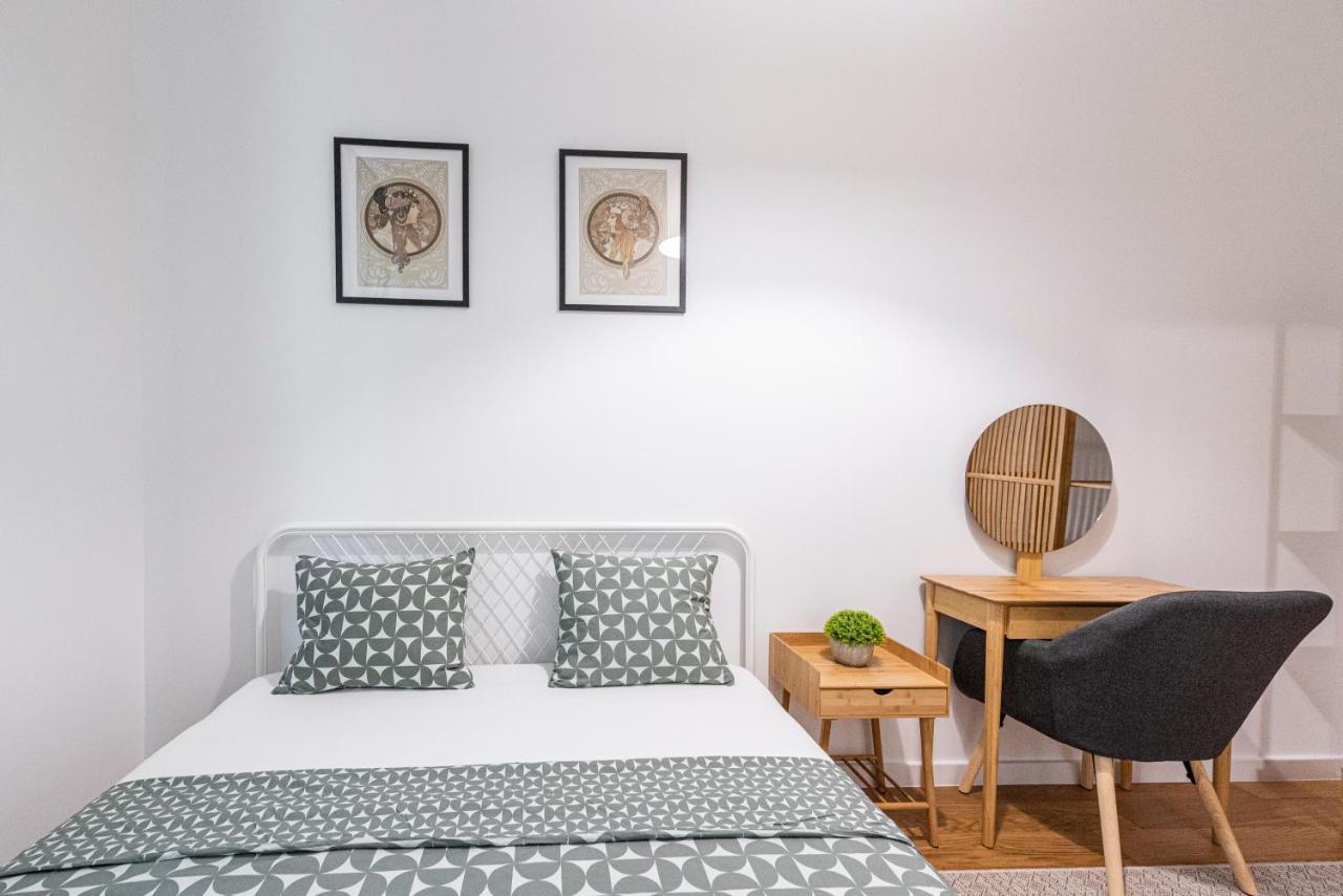 Vertigo One Bedroom Apartment-Free Private Parking Новий Сад Екстер'єр фото